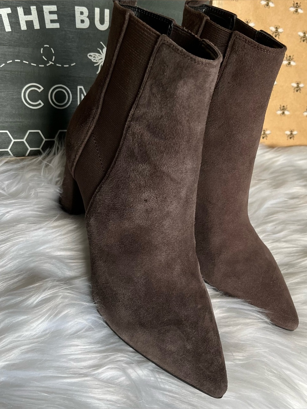 Calvin Klein Feli Chelsea Ankle Boots Size 5.5M